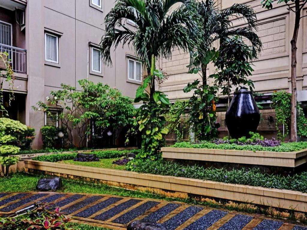 Collection O 6 Grand Palace Kemayoran Jakarta Ngoại thất bức ảnh